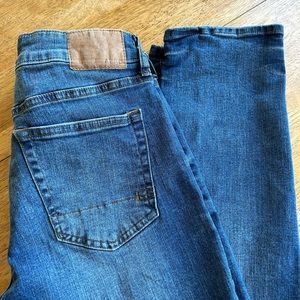 AERO men’s 30x32 jeans- slim EUC